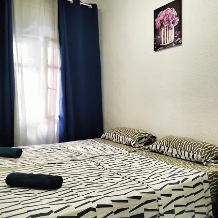 La Marina Πανσιόν