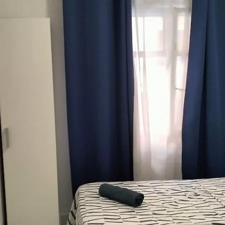 La Marina Πανσιόν