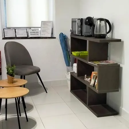 Πανσιόν La Marina